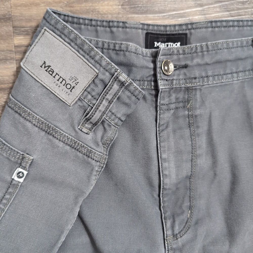 Marmot Shorts Size 40 Men's Cargo Style Gray Outdoor 11" Inseam Flat Front 18D